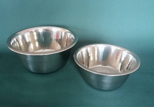 Миска нерж. широкое дно 24см Миска нерж. широкое дно 24см