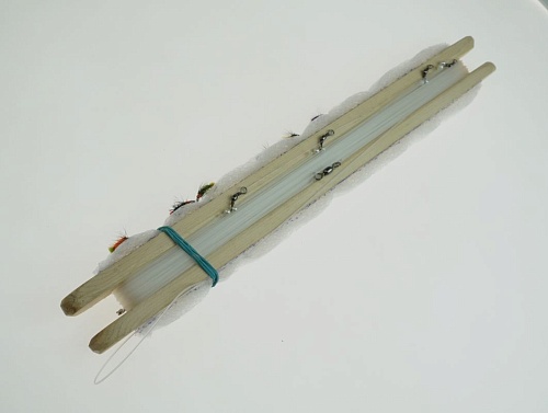 Мотовило с мушками на двойниках №12 Мотовило с мушками на двойниках №12