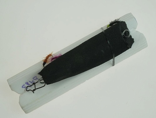 Морковка оснащенная три мушки №14 Морковка оснащенная три мушки №14