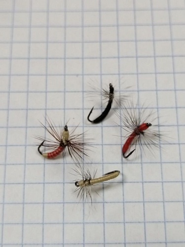 Мушка Комарик кр.16