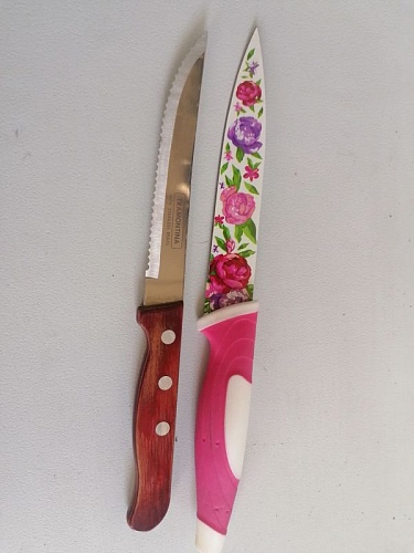 Нож туристический