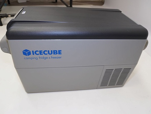 Холодильник компрессорный ICE CUBE IC-30 Холодильник компрессорный ICE CUBE IC-30